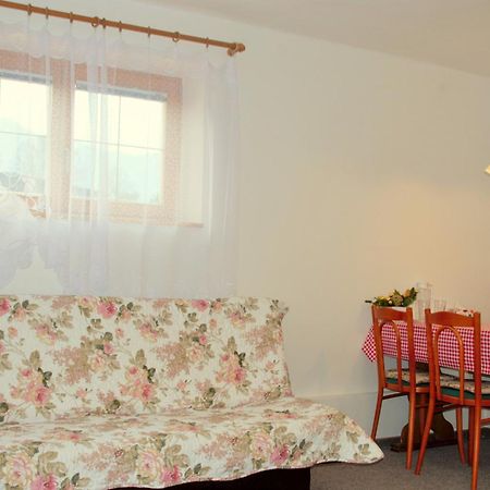 Privat Nika Hotel Zavazna Poruba Bilik gambar