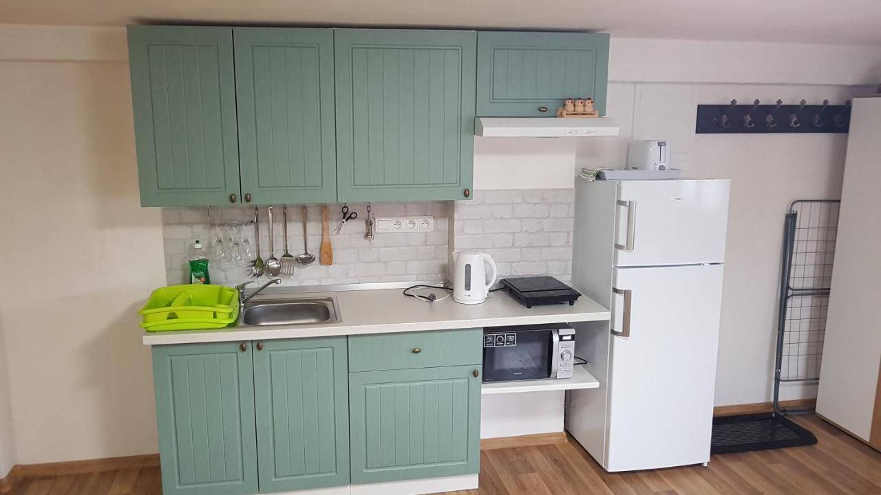 Privat Nika Hotel Zavazna Poruba Luaran gambar